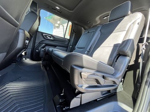 Used 2023 GMC Yukon XL SLT AWD/4WD image 69