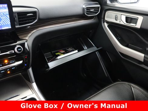 Used 2024 Ford Explorer Limited image 25