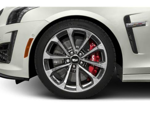 Used 2019 Cadillac CTS V w/ Carbon Fiber Package RWD image 14