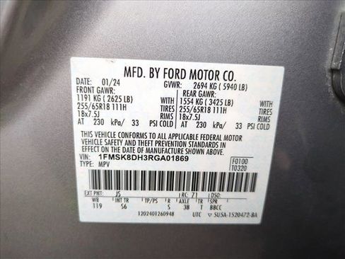 Used 2024 Ford Explorer XLT w/ Equipment Group 202A image 26