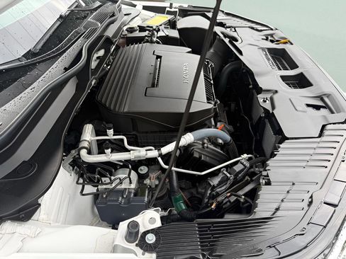 Certified 2025 Honda Pilot EX-L image 36