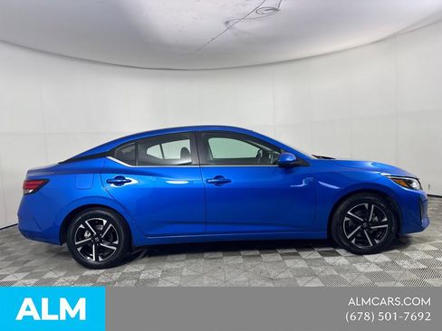 Used 2024 Nissan Sentra SV FWD image 4