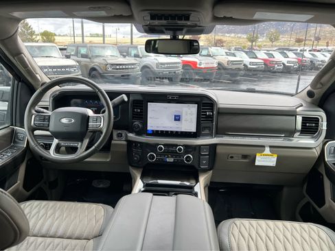 Certified 2025 Ford F450 Platinum w/ Platinum Plus Package AWD/4WD image 26