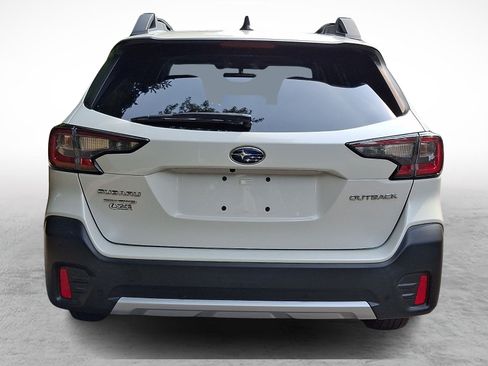 Used 2022 Subaru Outback Limited AWD/4WD image 5