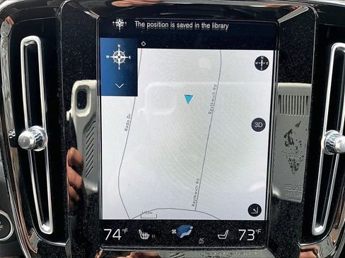 Used 2021 Volvo XC40 T5 R-Design w/ Climate Package image 29