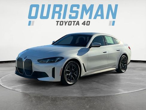 Used 2025 BMW i4 xDrive40i w/ Premium Package AWD/4WD image 3