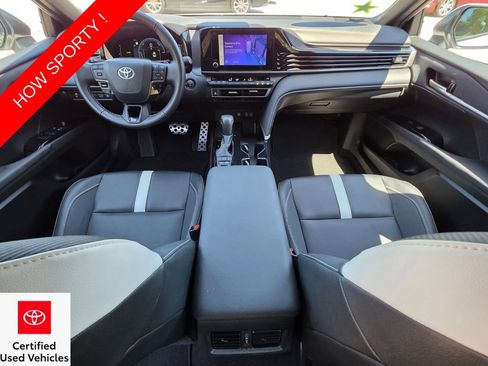 Certified 2025 Toyota Camry SE image 4