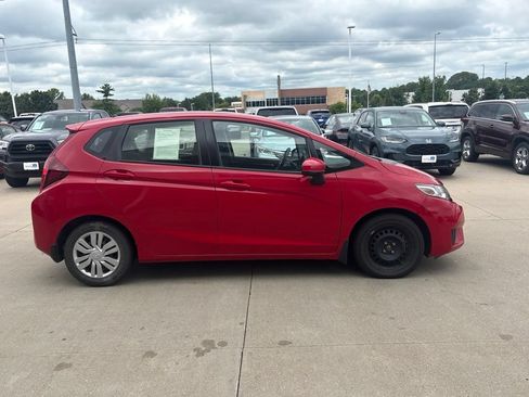 Used 2017 Honda Fit LX image 4