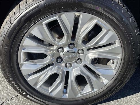 Used 2021 GMC Sierra 1500 Denali w/ Denali Ultimate Package image 11