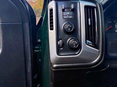 Used 2015 GMC Sierra 1500 SLE w/ SLE Value Package image 33