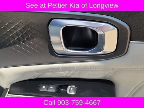 Used 2023 Kia Sorento SX AWD/4WD image 13