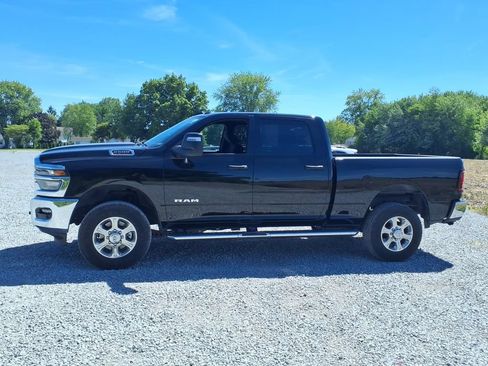 Used 2026 RAM 2500 Big Horn AWD/4WD image 11