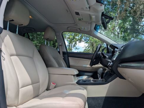 Used 2018 Subaru Outback 2.5i Limited AWD/4WD image 15