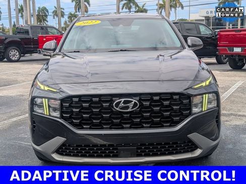 Used 2022 Hyundai Santa Fe SE FWD image 2