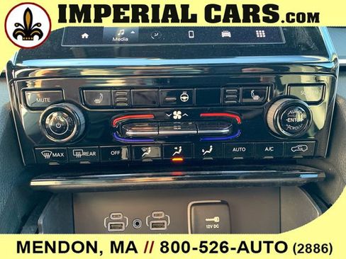 New 2025 Jeep Grand Cherokee L Altitude image 28