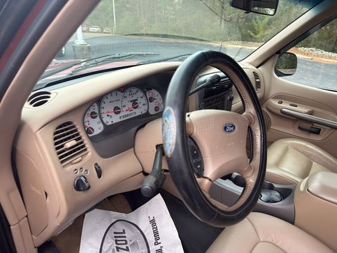 Used 2001 Ford Explorer Sport Trac 4x4 image 13