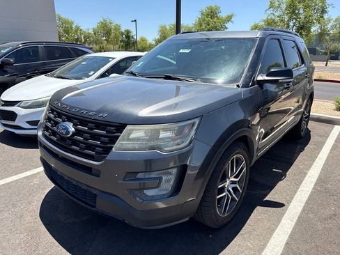 Used 2017 Ford Explorer Sport w/ Equipment Group 401A AWD/4WD image 2