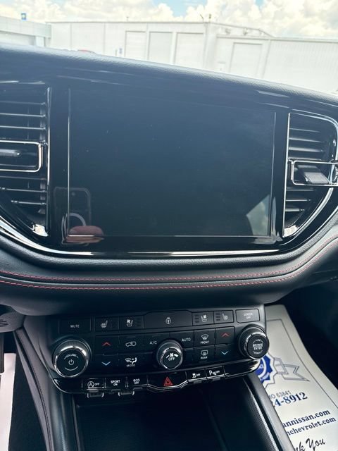 Used 2024 Dodge Durango GT AWD/4WD image 16