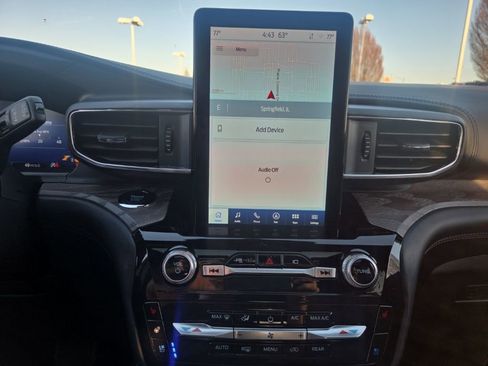 Used 2023 Ford Explorer Platinum w/ Technology Package image 14