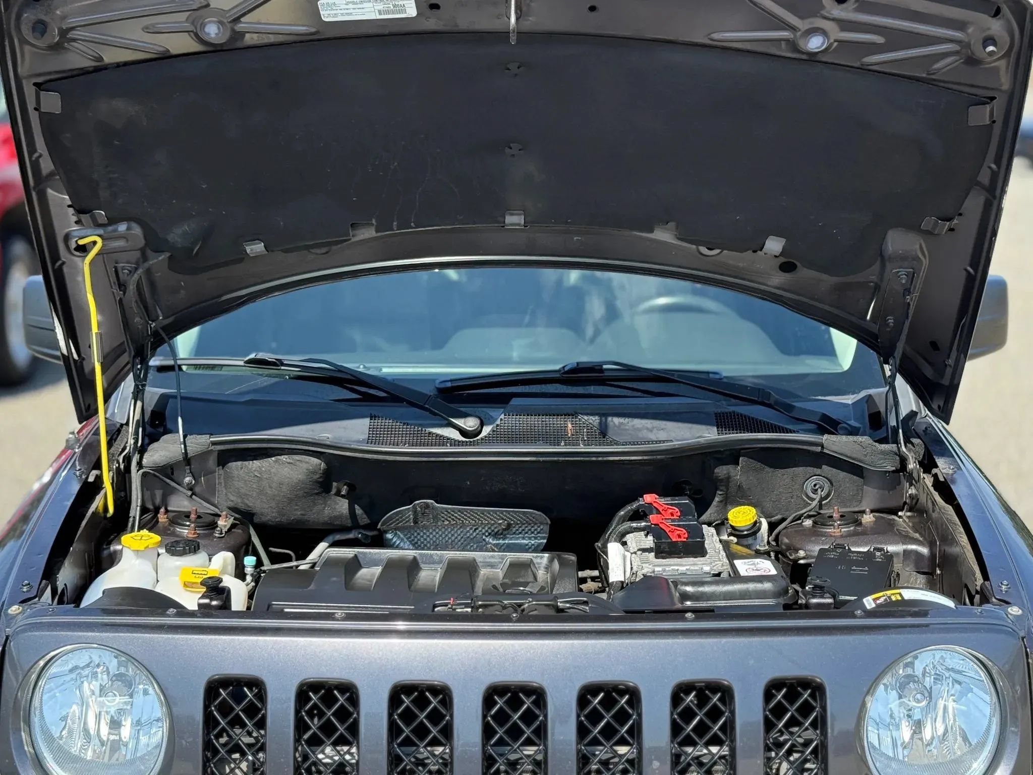 Used 2017 Jeep Patriot High Altitude AWD/4WD image 28