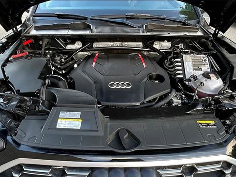 Used 2022 Audi SQ5 Premium Plus image 30