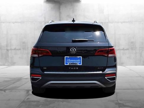 Used 2022 Volkswagen Taos SE AWD/4WD image 6
