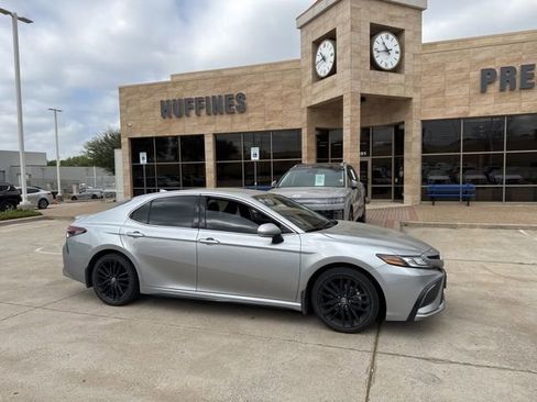 Used 2024 Toyota Camry XSE image 1