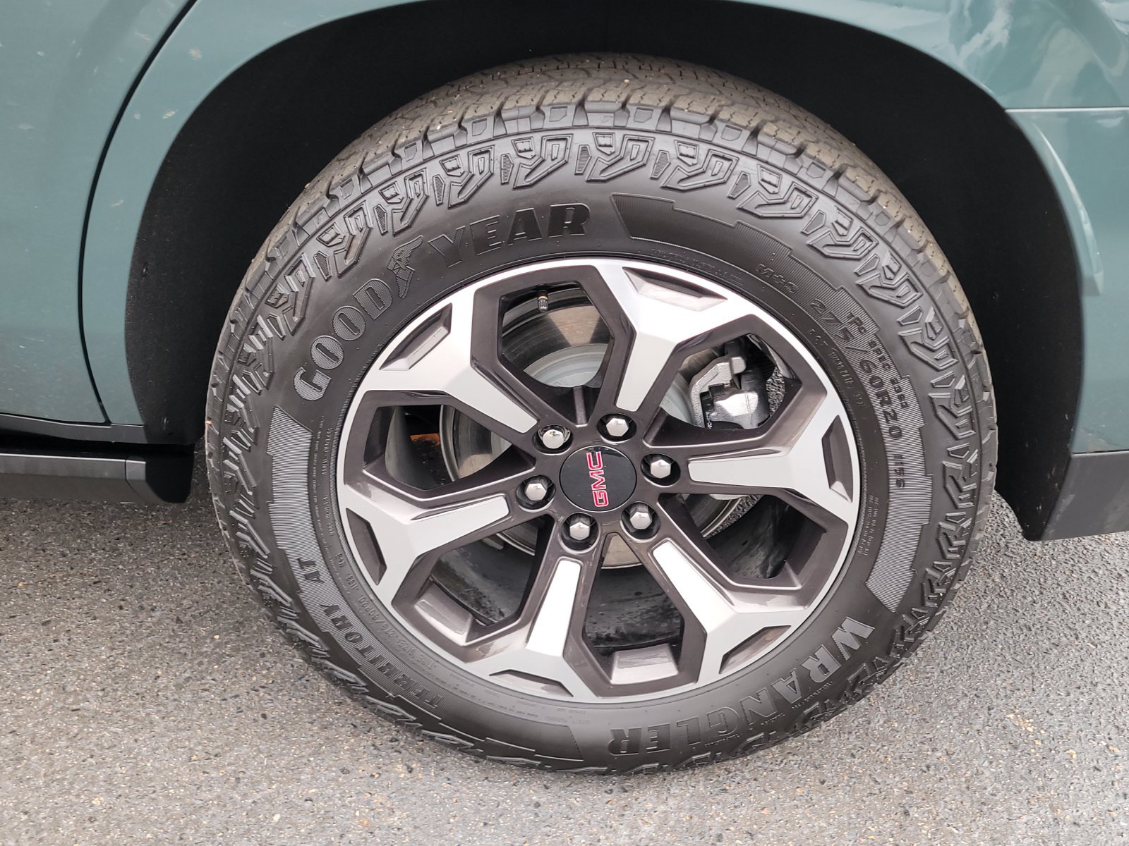 Used 2026 GMC Yukon AT4 Ultimate AWD/4WD image 18