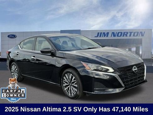Used 2025 Nissan Altima 2.5 SV FWD image 1