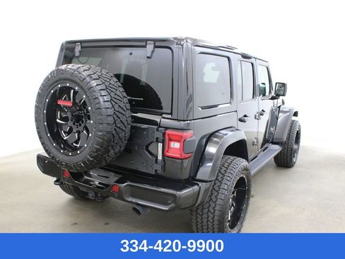 Used 2021 Jeep Wrangler Unlimited Sahara image 4