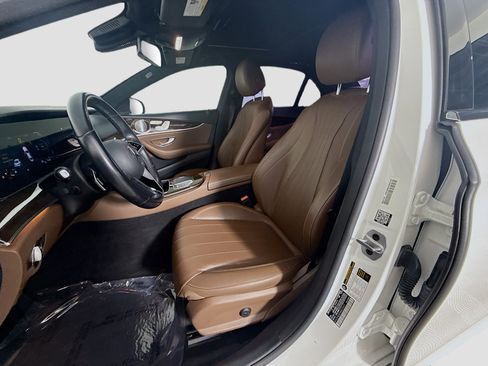 Used 2022 Mercedes-Benz E 350 Sedan w/ AMG Line Exterior image 22