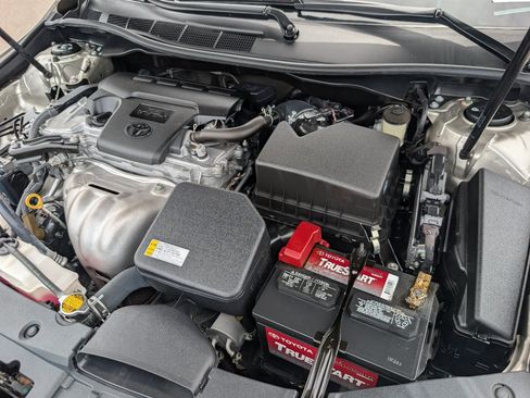 Used 2015 Toyota Camry LE FWD image 20