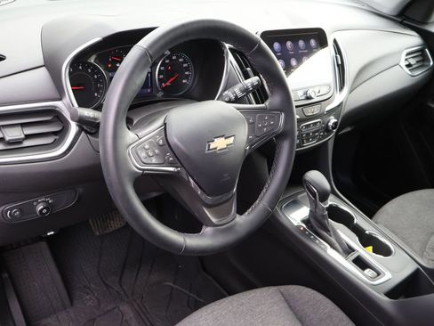 Certified 2024 Chevrolet Equinox LT image 30