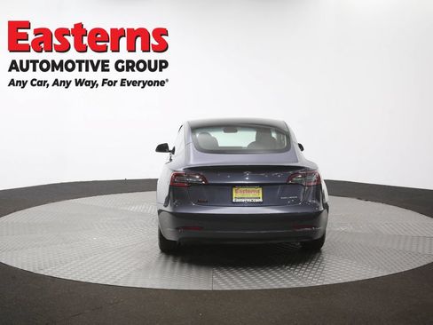 Used 2022 Tesla Model 3 Long Range AWD/4WD image 31