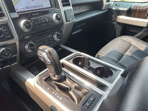 Used 2018 Ford F150 Lariat w/ Equipment Group 502A Luxury AWD/4WD image 33