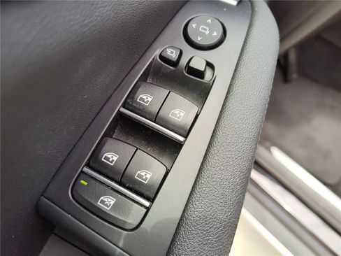 Used 2019 BMW X5 xDrive40i w/ Premium Package 2 image 18