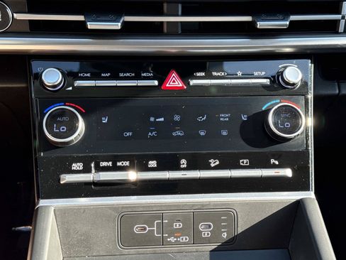 Certified 2025 Hyundai Santa Fe SEL AWD/4WD image 6