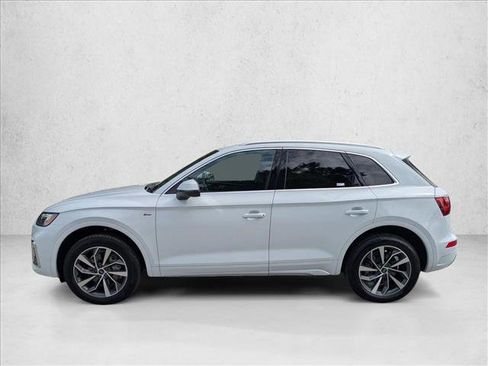 Used 2023 Audi Q5 2.0T Premium Plus w/ Premium Plus Package AWD/4WD image 9