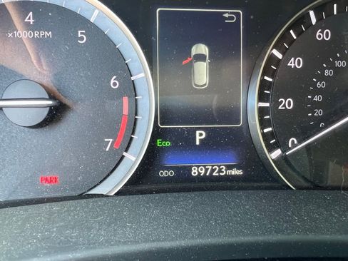 Used 2022 Lexus RX 350L Luxury image 13