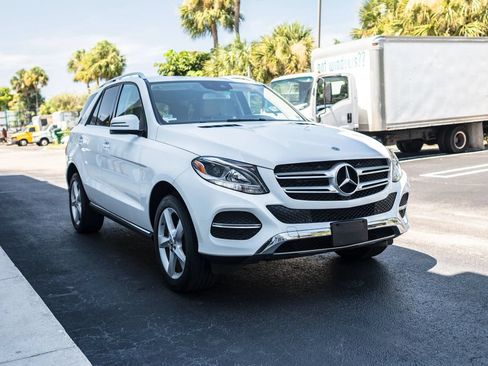 Used 2018 Mercedes-Benz GLE 350 4MATIC image 12