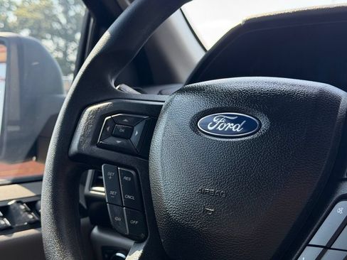 Used 2017 Ford F150 XL w/ Equipment Group 101A Mid AWD/4WD image 16