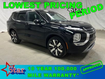 Used 2025 Mitsubishi Outlander SE