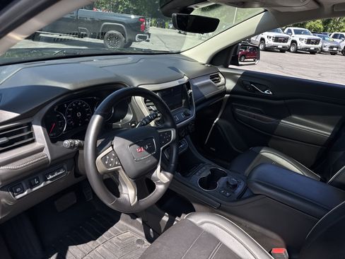 Certified 2022 GMC Acadia Denali w/ Denali Ultimate Package AWD/4WD image 12