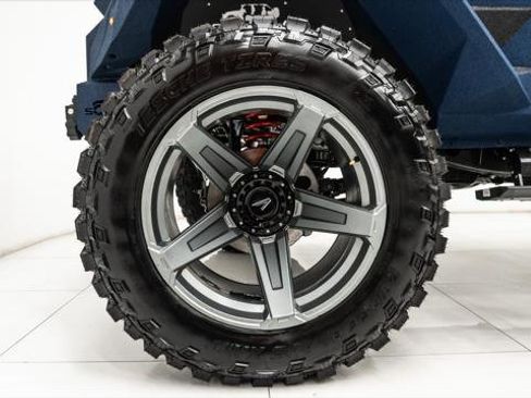 Used 2025 Jeep Gladiator Sport image 20