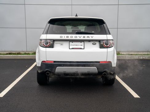 Used 2017 Land Rover Discovery Sport HSE image 7