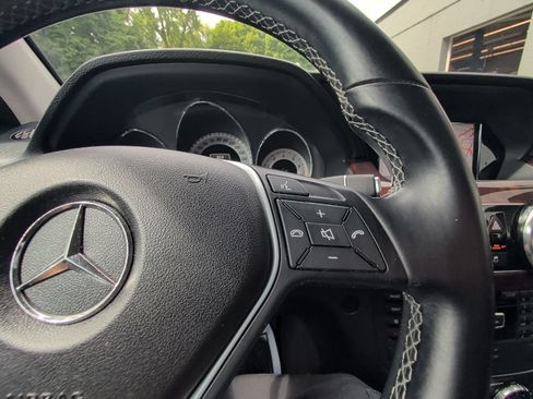 Used 2013 Mercedes-Benz GLK 350 4MATIC image 19