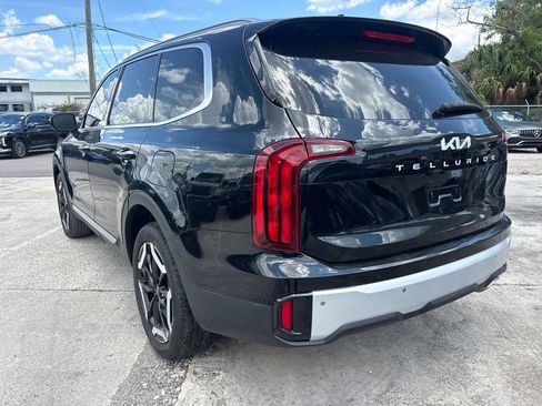 Used 2024 Kia Telluride S FWD image 5