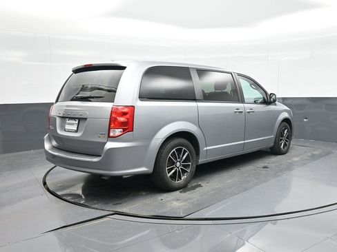 Used 2019 Dodge Grand Caravan GT image 5