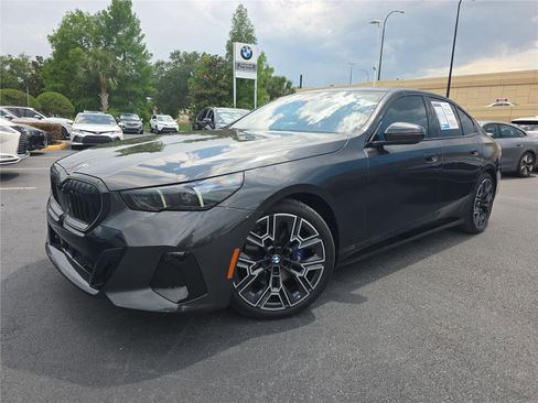 Used 2024 BMW 530i w/ M Sport Package RWD image 26