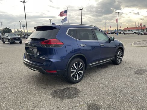 Used 2017 Nissan Rogue SL AWD/4WD image 4